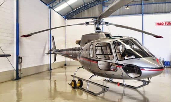 Helicóptero em operação sob demanda